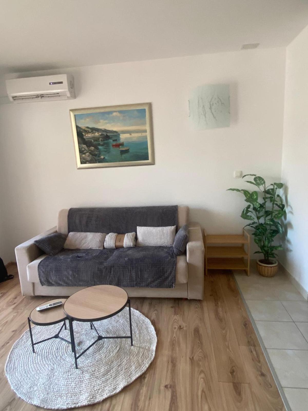 Apartments Dante Domus Aurea Milna  Zewnętrze zdjęcie